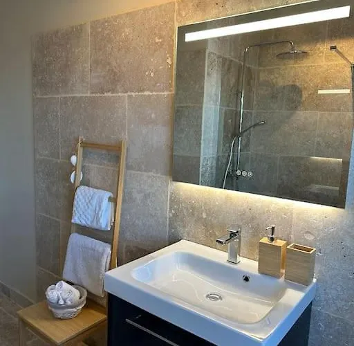 Beautiful Two Bedroomed * Soturac