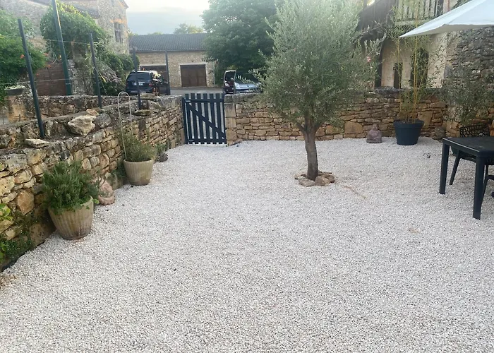 Beautiful Two Bedroomed بيت للعطل Soturac