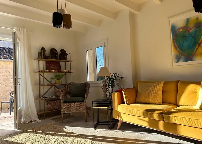 Dom wakacyjny Beautiful Two Bedroomed Soturac