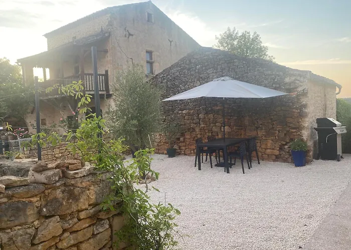 Dom wakacyjny Beautiful Two Bedroomed *